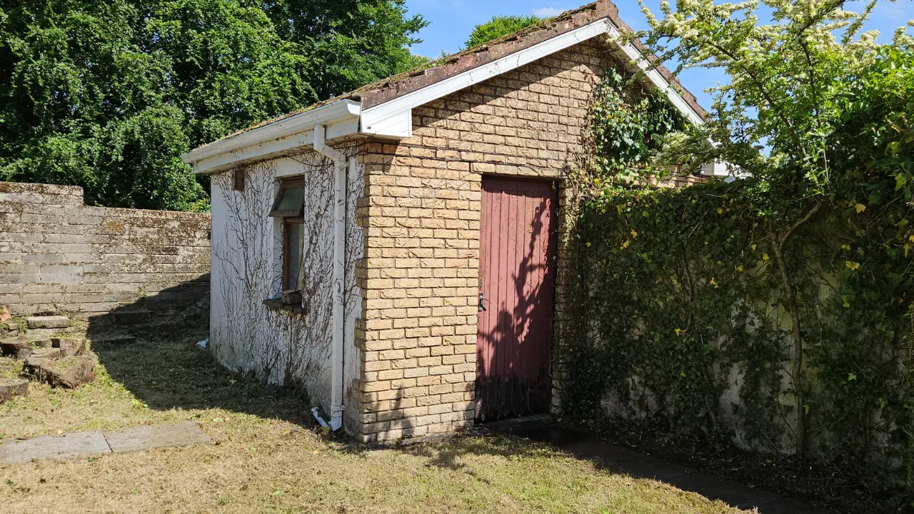 Cleaning garden shed service Ireland